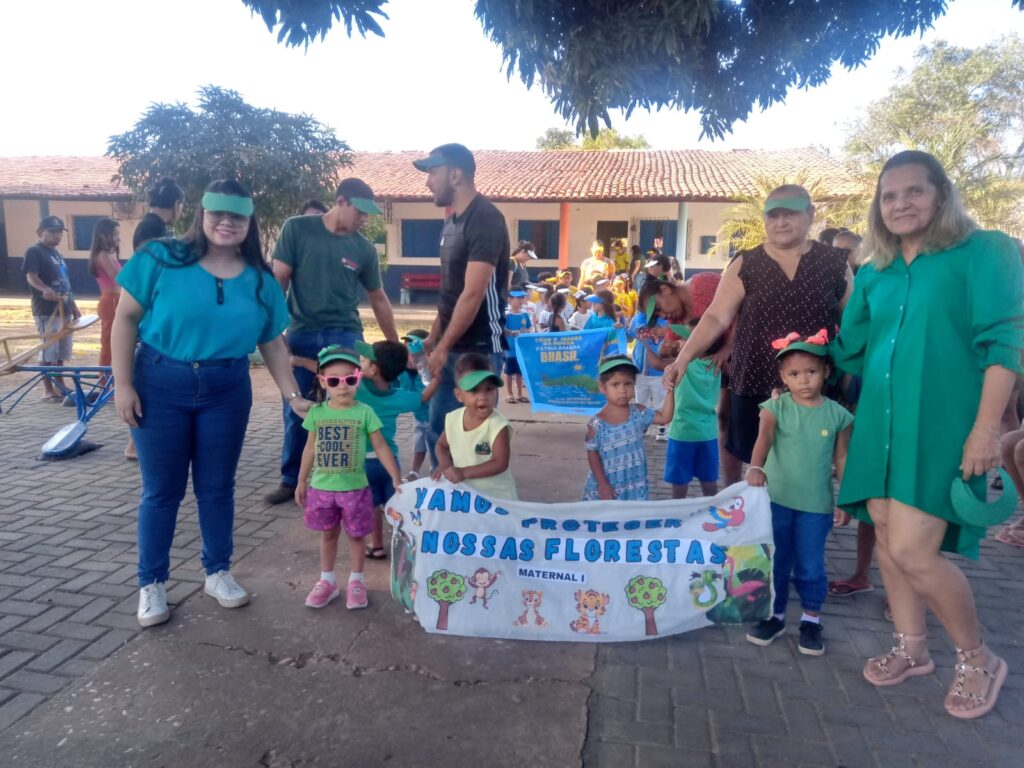 CMEI Parque Mão Santa - Desfile de 7 de Setembro